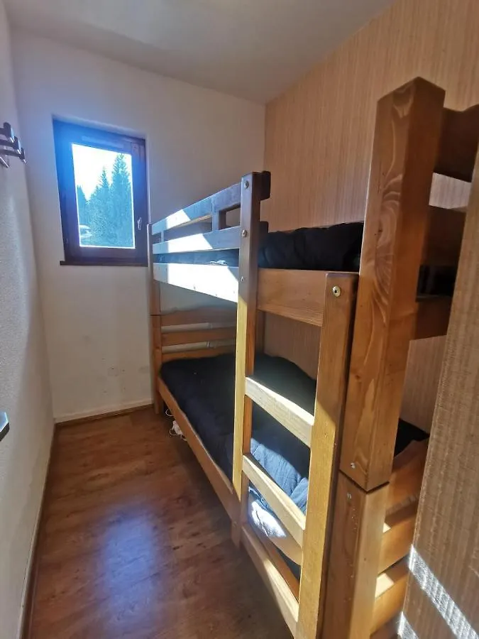 Appartement 4 Personnes Au Pied Des Pistes Les Deserts  Les Deserts (Savoie)