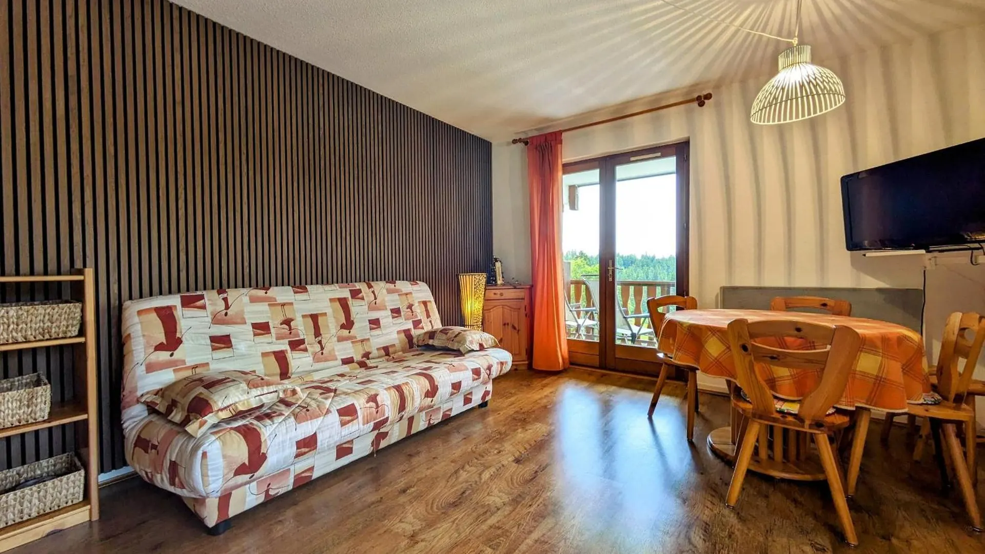 Appartement 4 Personnes Au Pied Des Pistes Les Deserts  Les Deserts (Savoie)