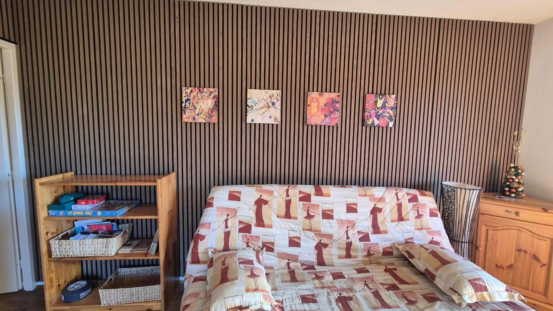 Appartement 4 Personnes Au Pied Des Pistes Les Deserts  0*, Les Deserts (Savoie) France